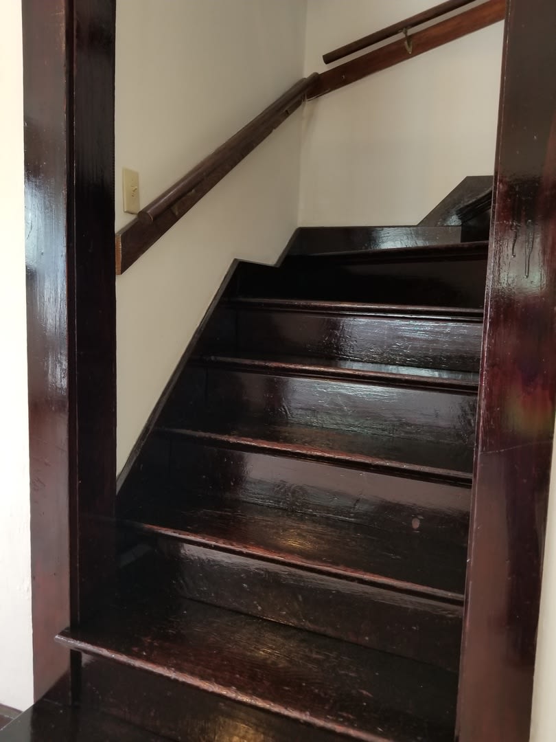August 2027 5 Bed 3 Bath House Downtown – photo 4
