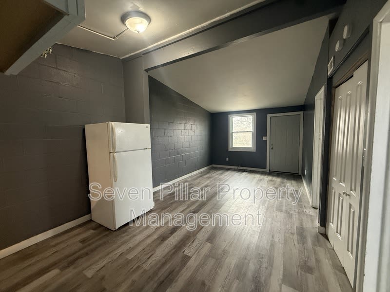 1629 Lexington Ave – photo 4