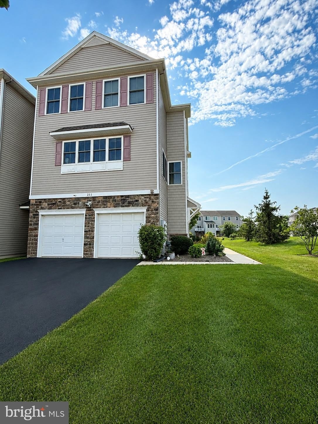 211 SADDLEBROOK Drive – photo 1