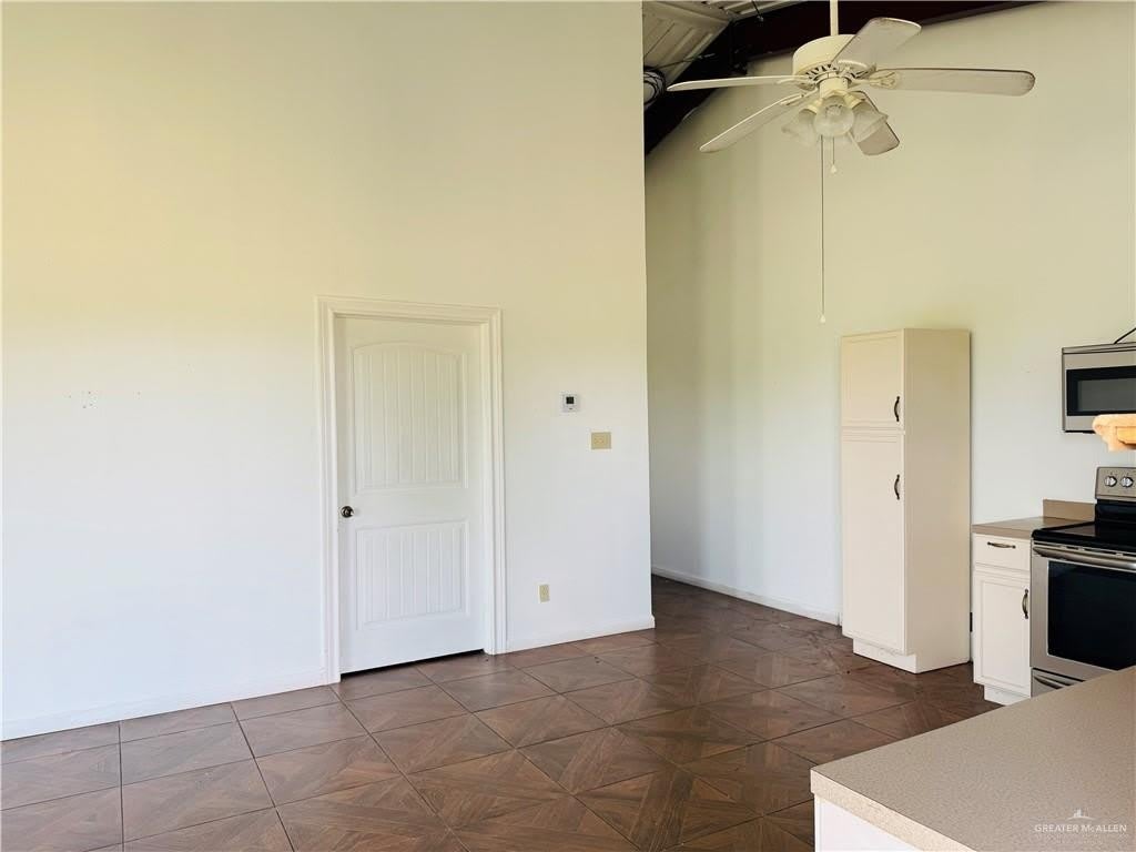 21799 Parker Road – photo 2