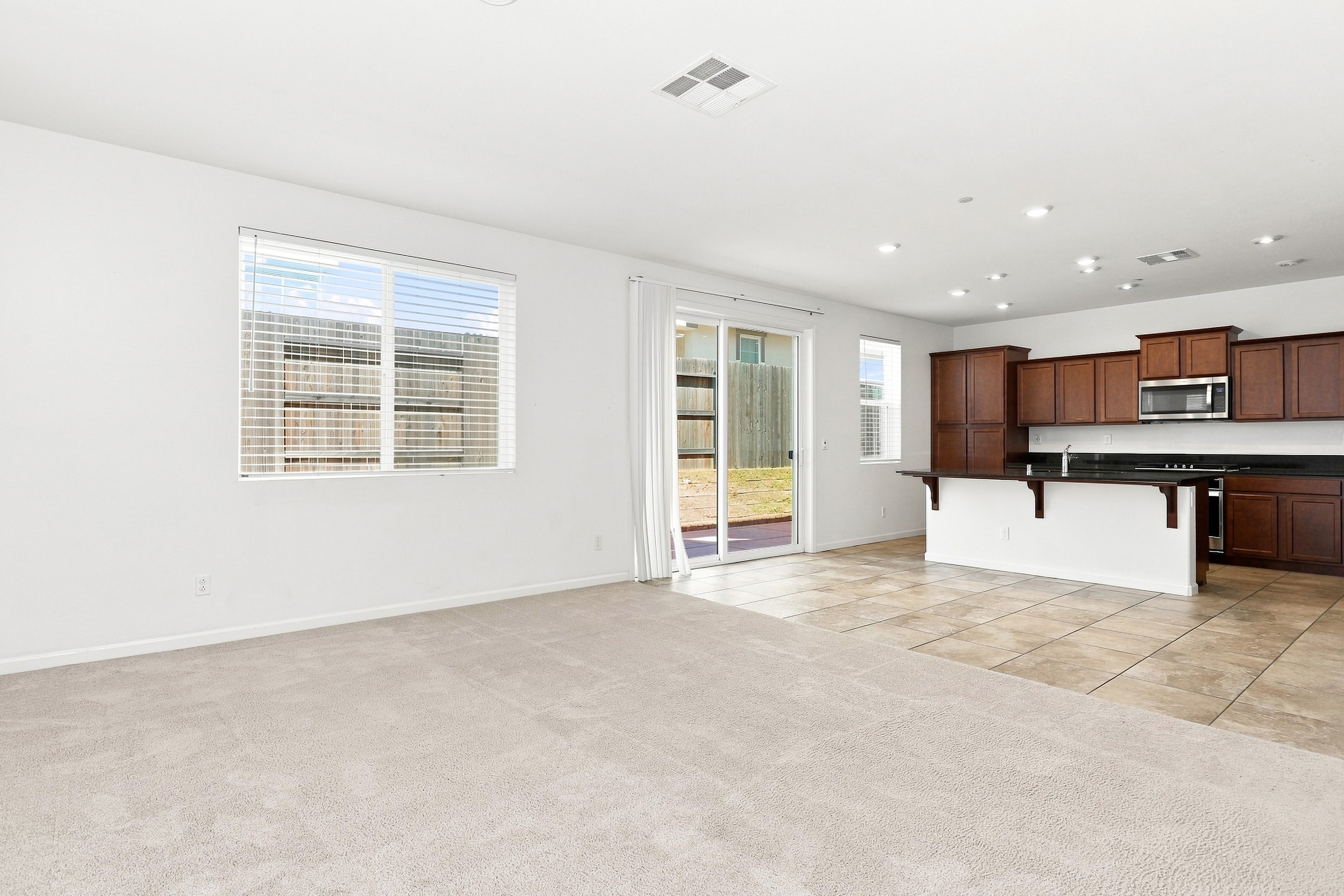 1624 Lion St – photo 5