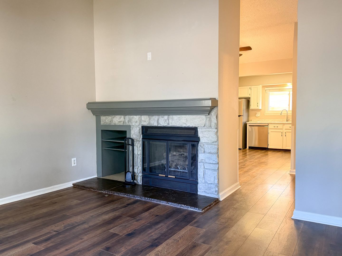 Townhome with Fully Fenced Yard – photo 5