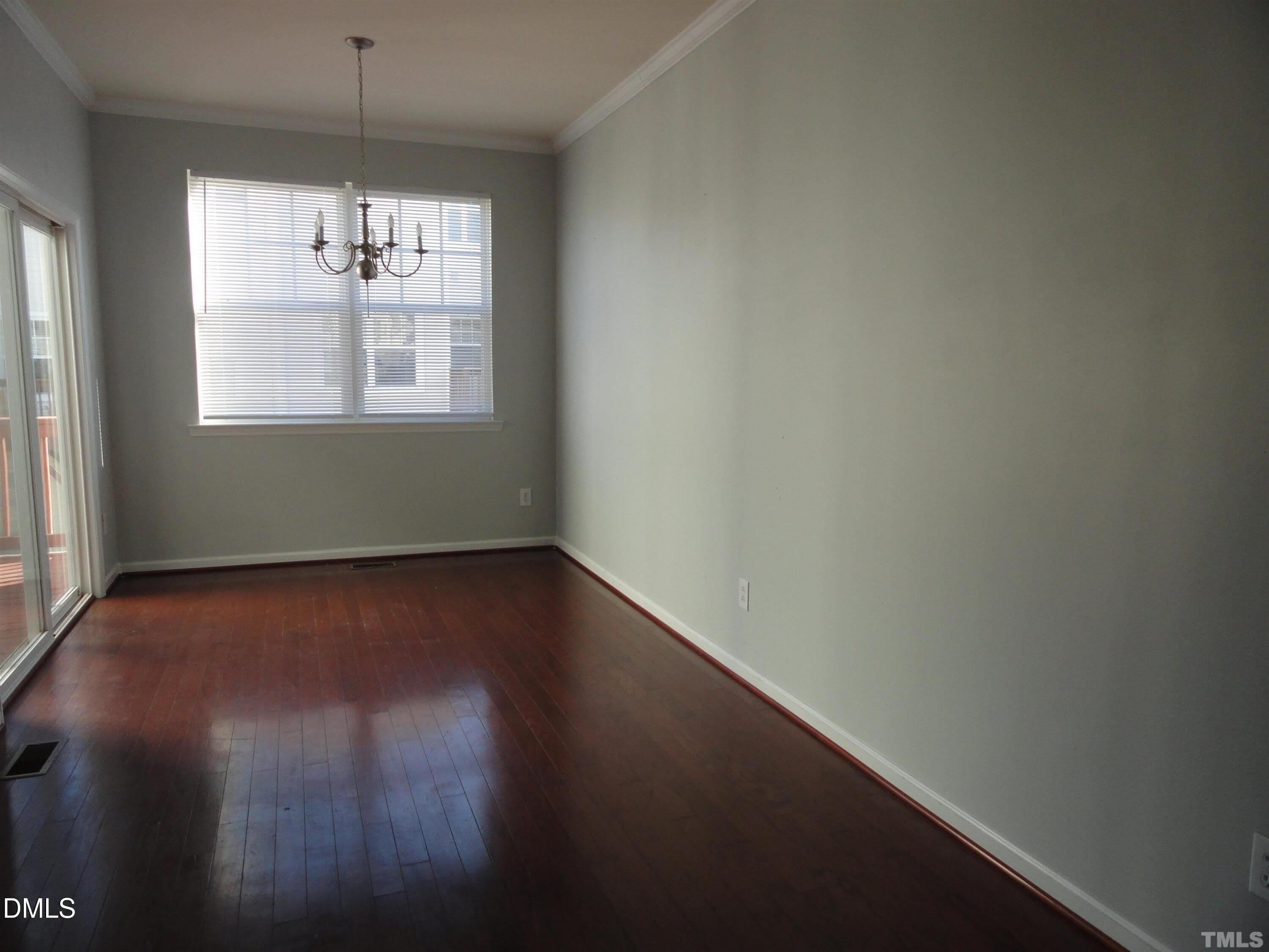 1532 Haywards Heath Lane – photo 5