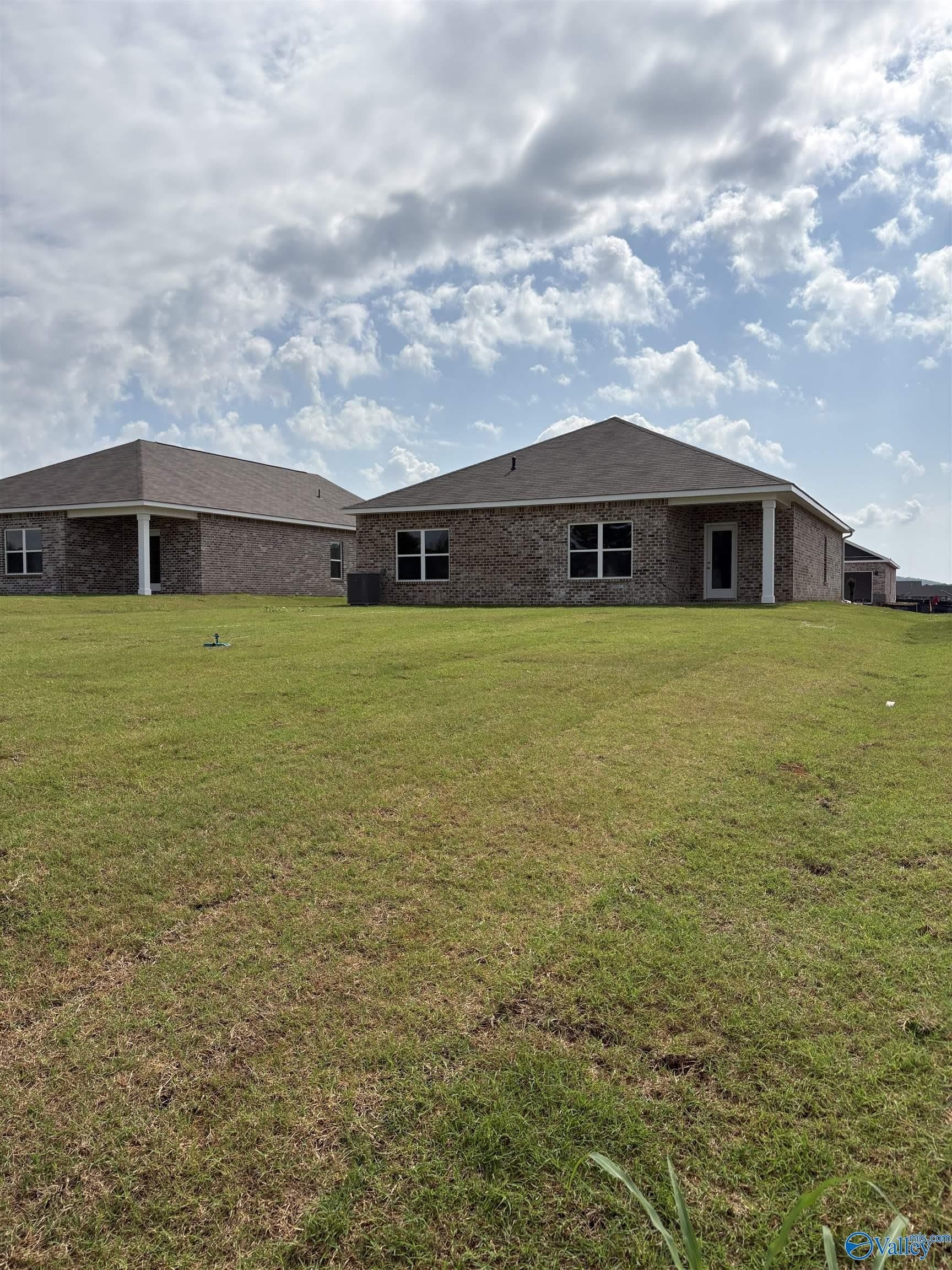 126 Betty Williams Drive – photo 2