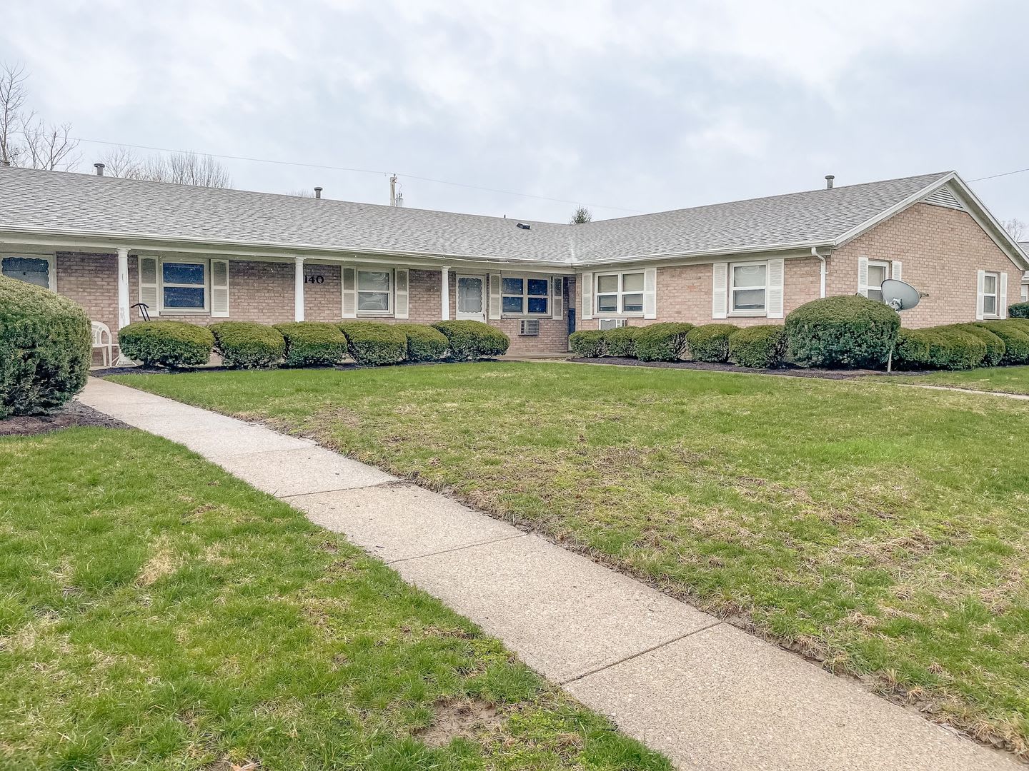 Newly Updated 2 Bedroom – photo 2