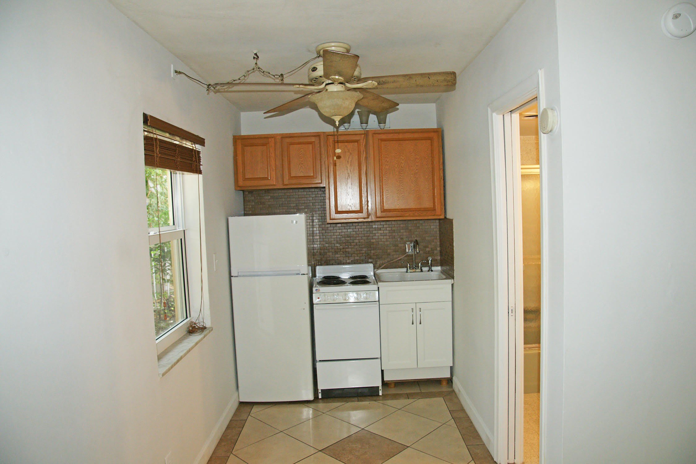 2031 SE 5th Street – photo 3