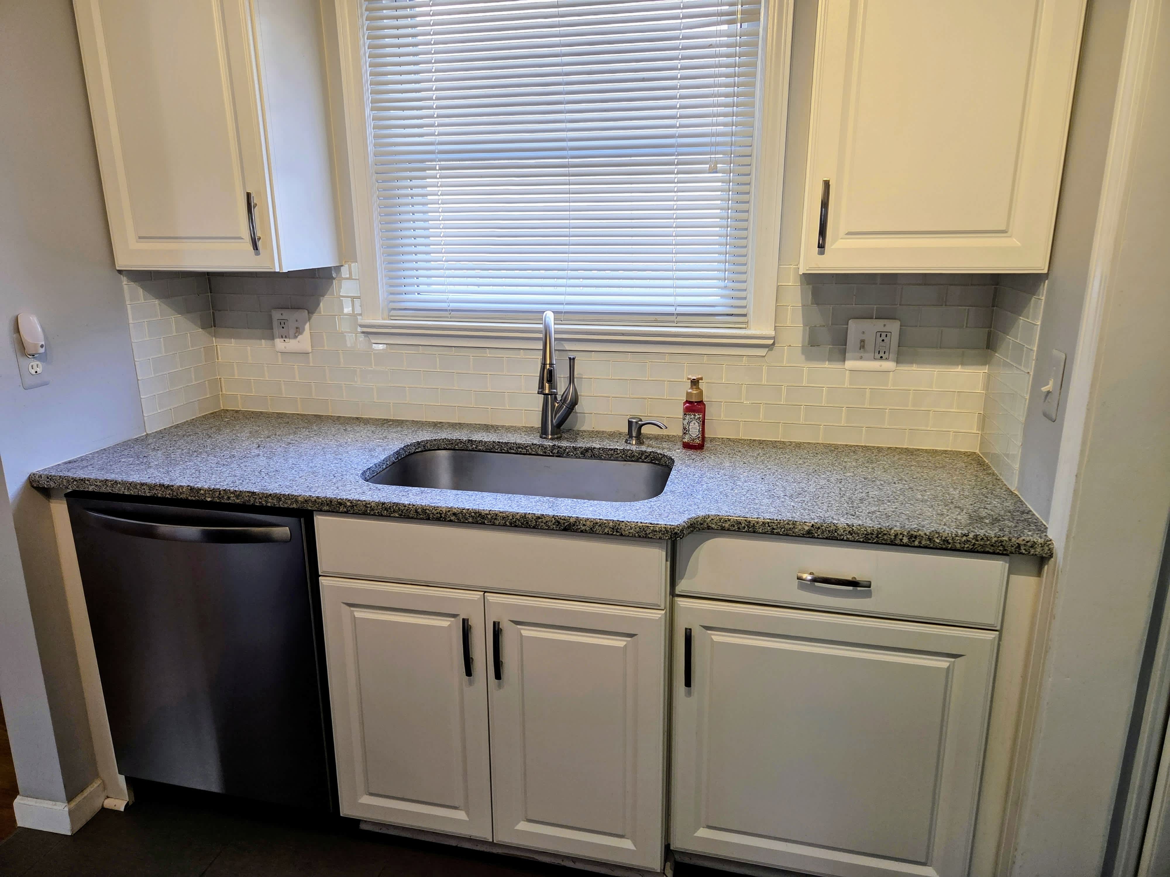 2215 East Lincoln Avenue – photo 2