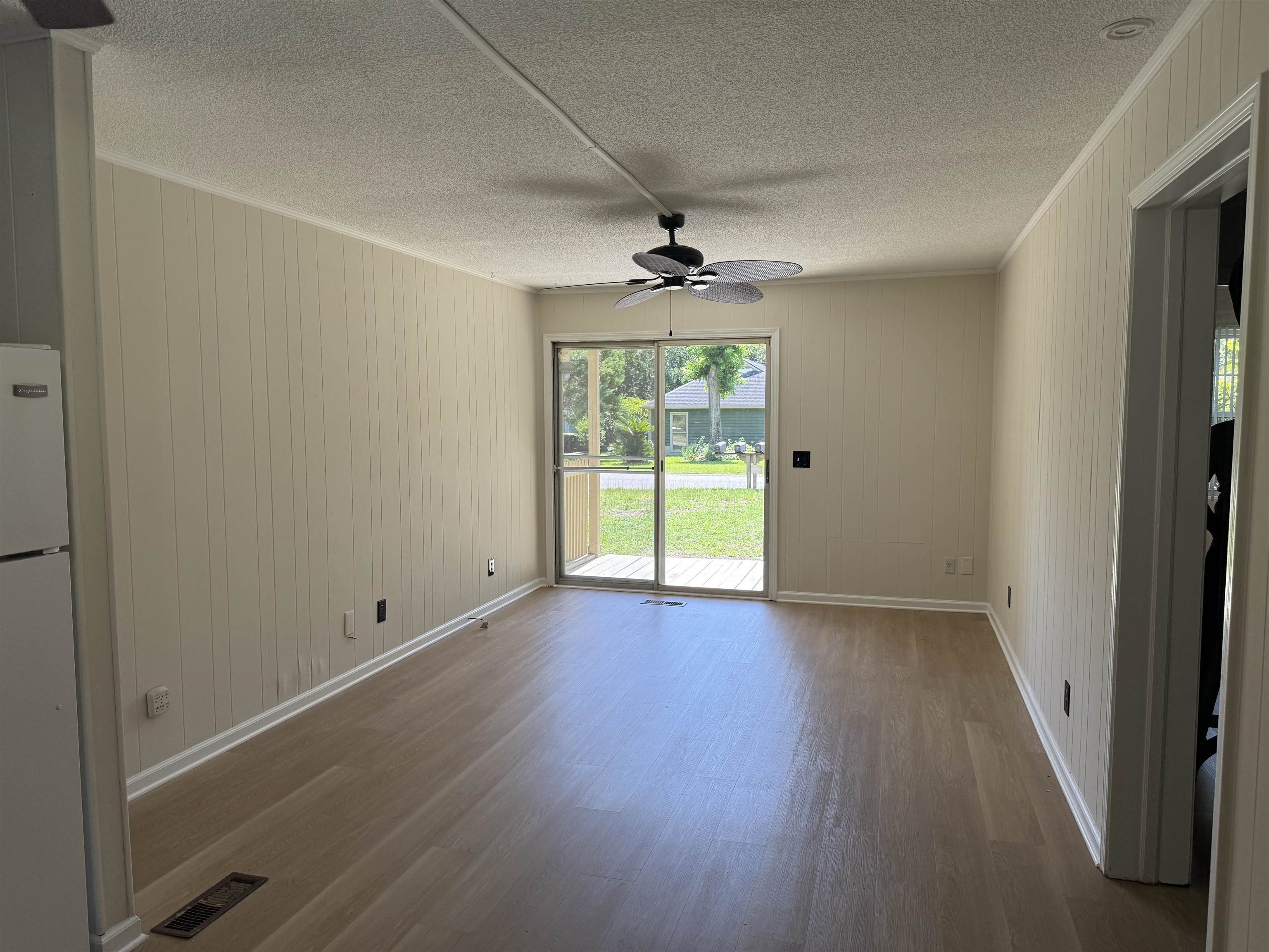 4067 Fairway Dr. – photo 2