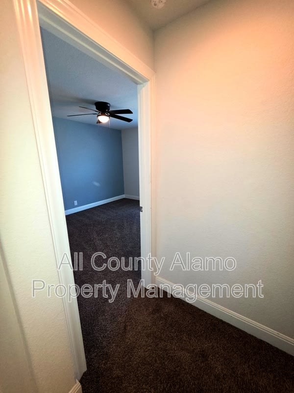 216 Wexford – photo 2
