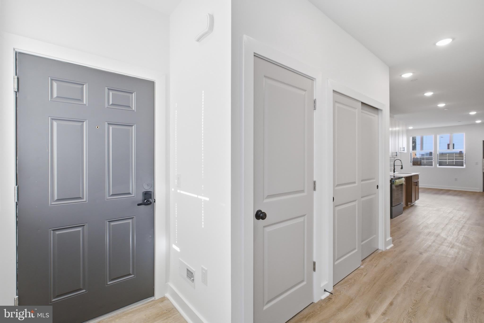 2126 N PERCY Street – photo 3