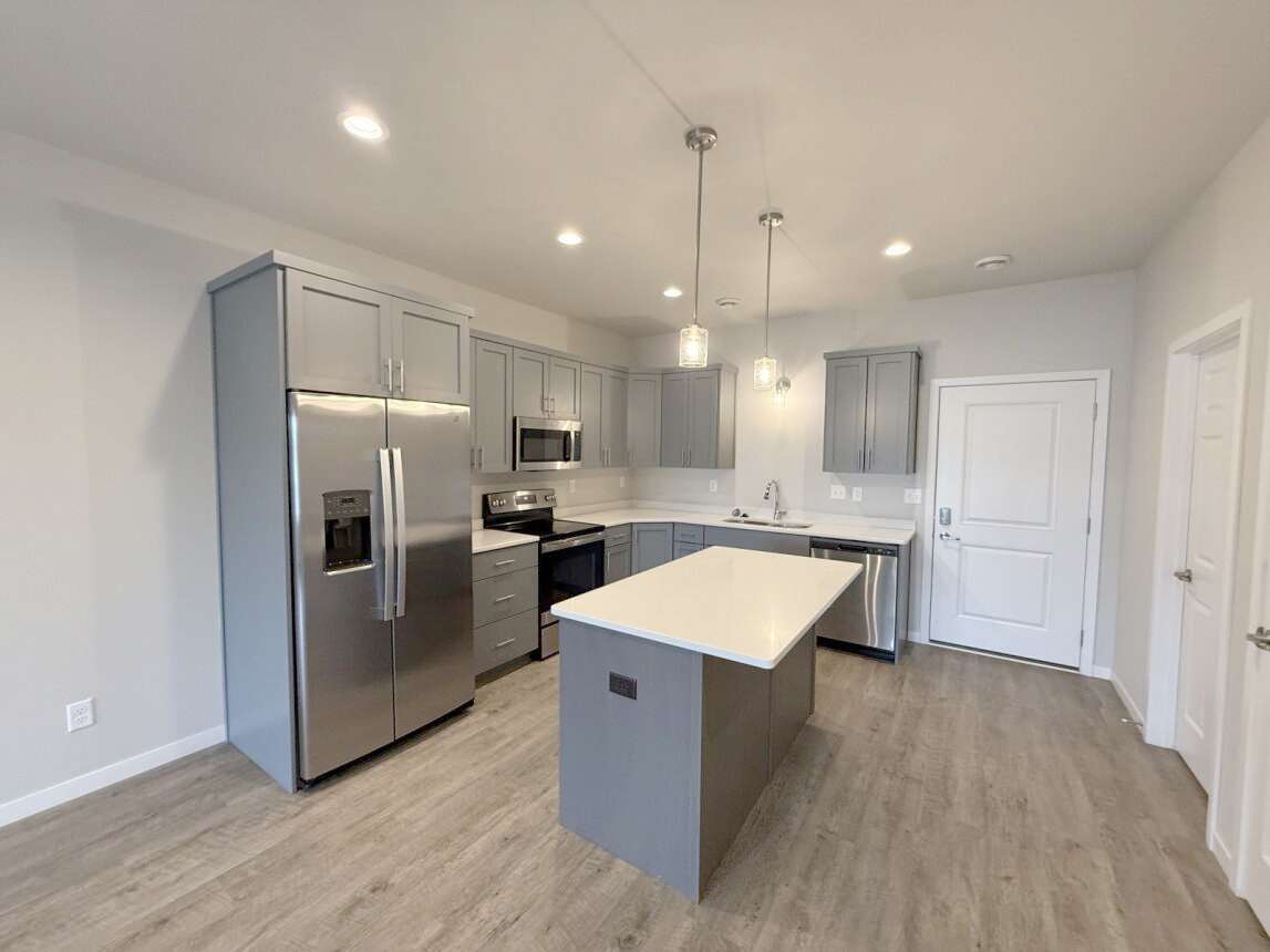 Valley View Townhomes – photo 3