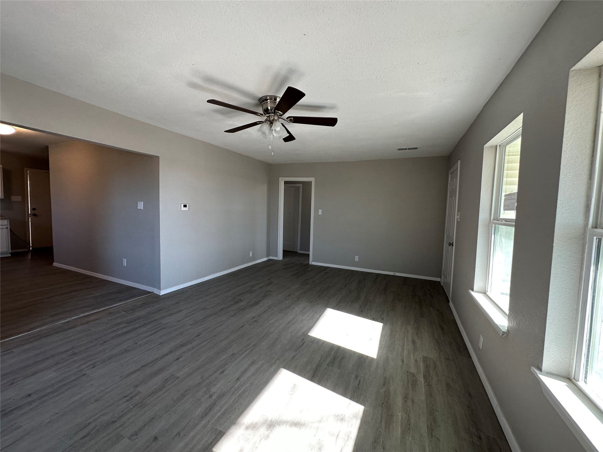 717 E Lamberth Road – photo 2