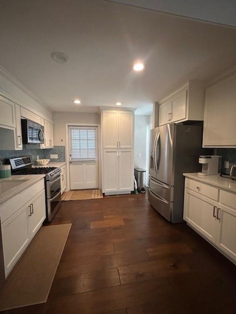 231 Menendez Ave, St Simons Island, GA 31522 – photo 5