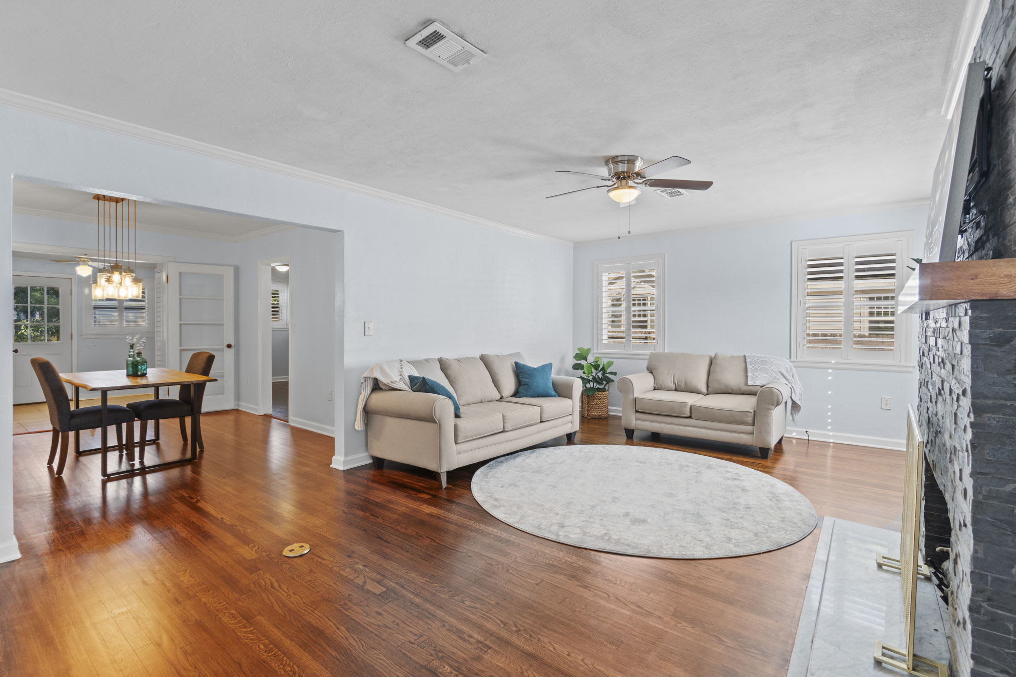 1812 East Avery Street – photo 5