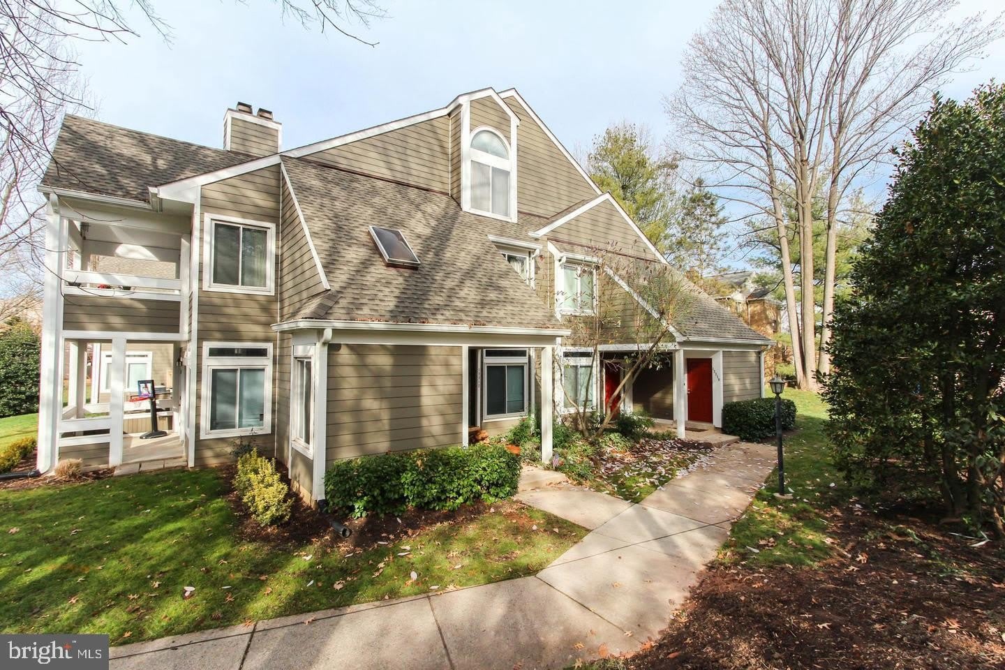 12208 FORT BUFFALO Circle – photo 1