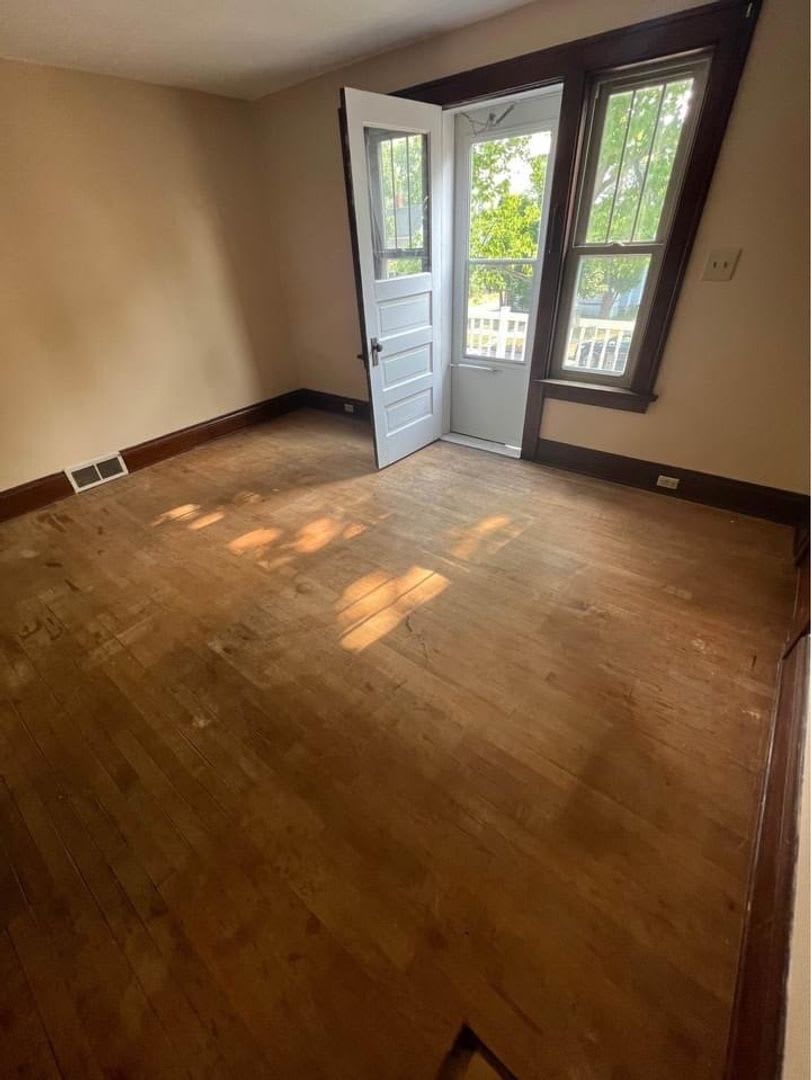 1036 S 4th Avenue – photo 3