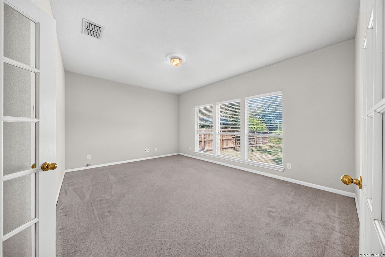 48 Silverhorn Dr – photo 5