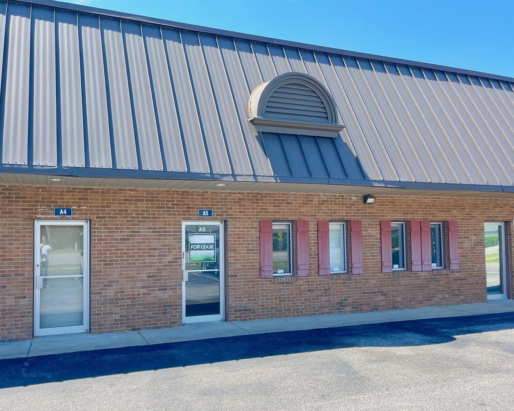 2 Industrial Park Lane – photo 1