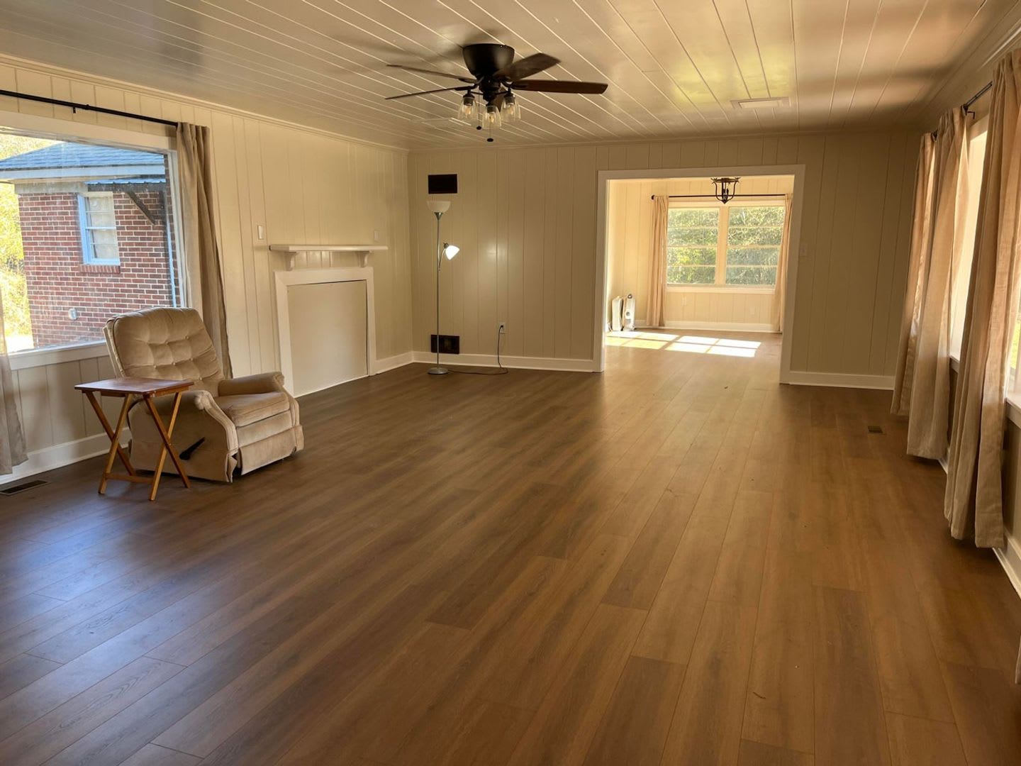 Large country home on private acreage – photo 4