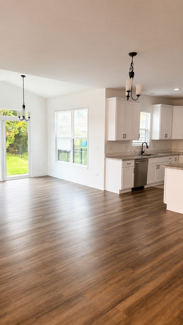 15201 S Emerson Street – photo 5