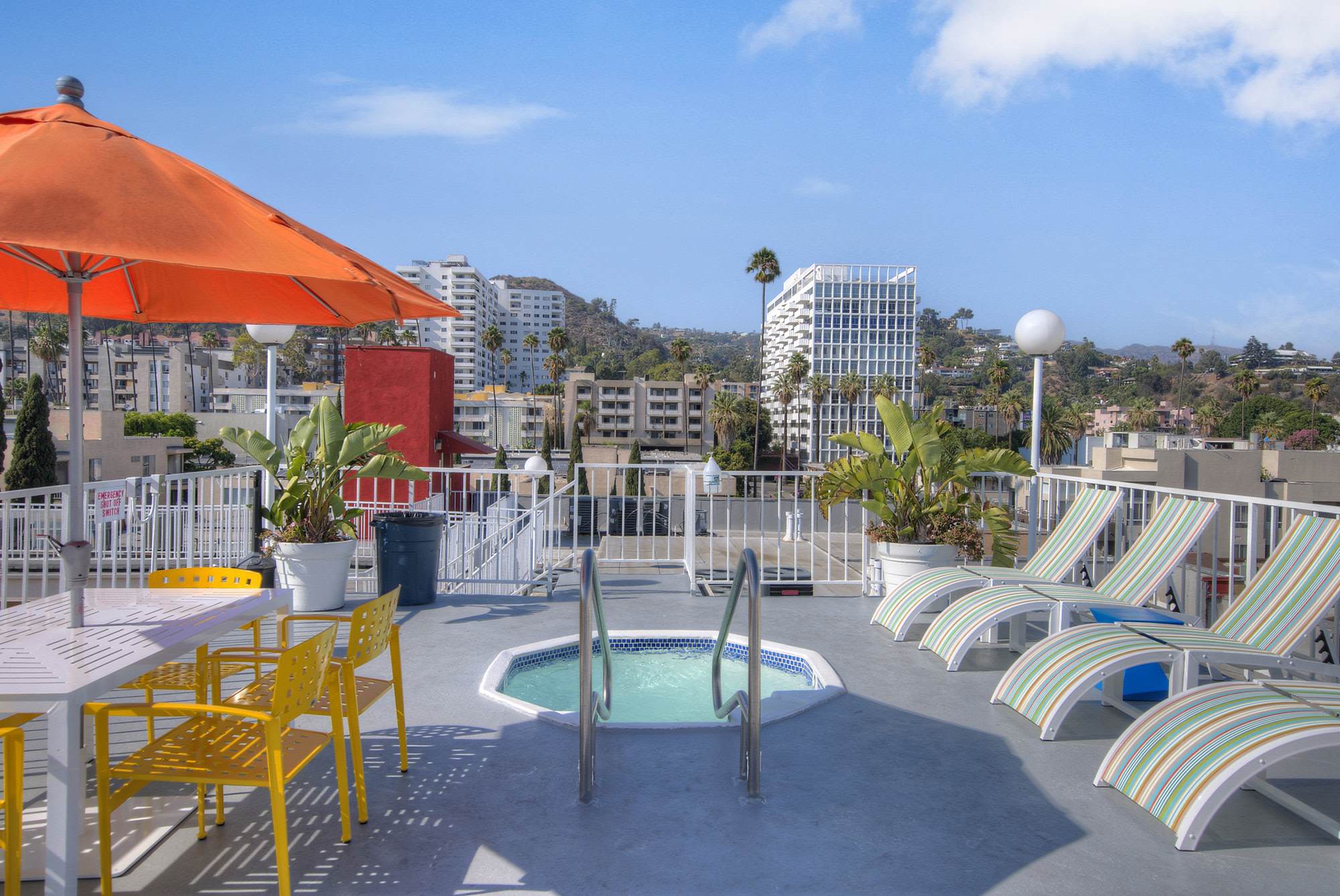The Jessica Apartments – photo 2
