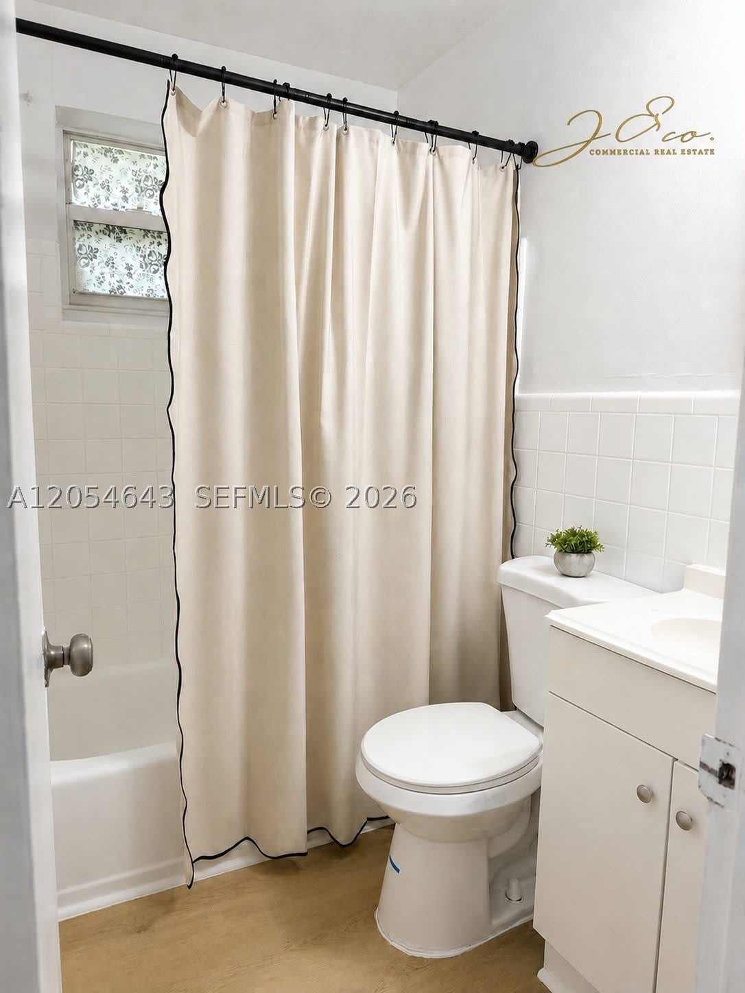 1465 W 28Th St – photo 3