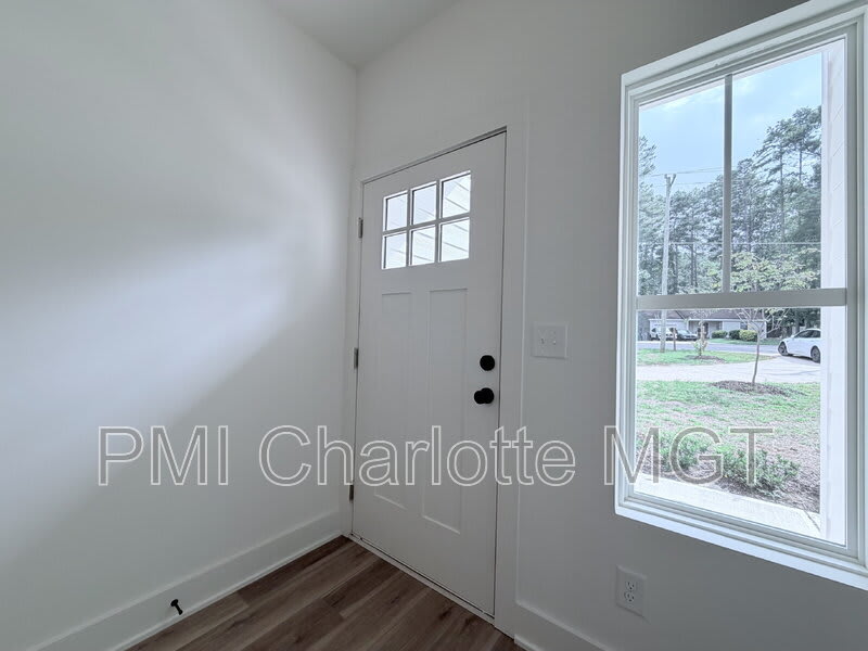 7521 Lawyers Road – photo 3