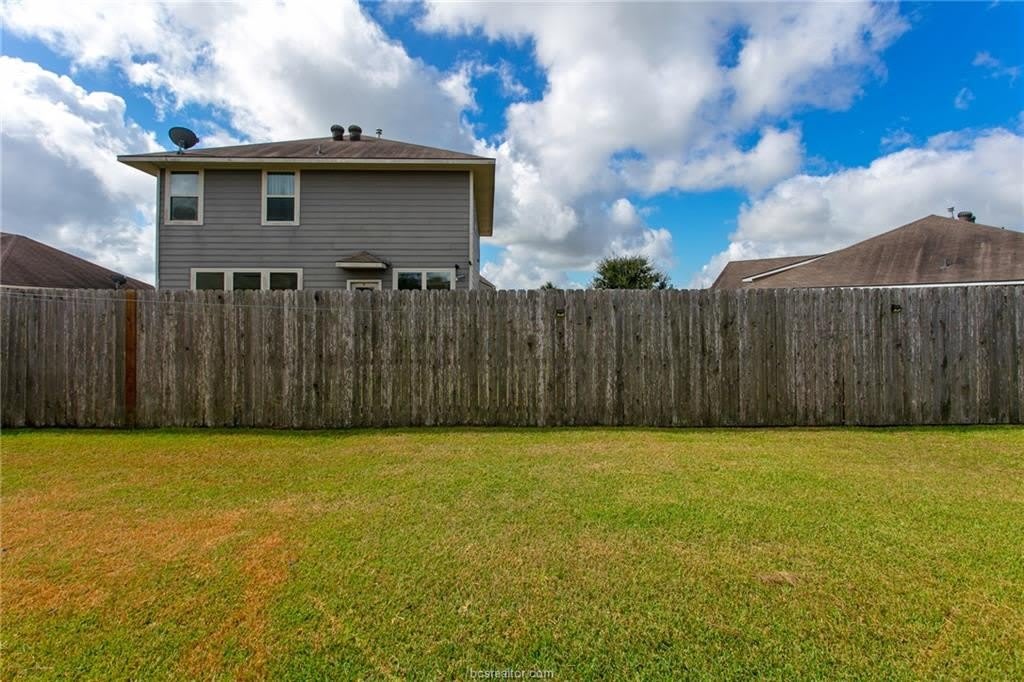 815 Heritage Drive – photo 4