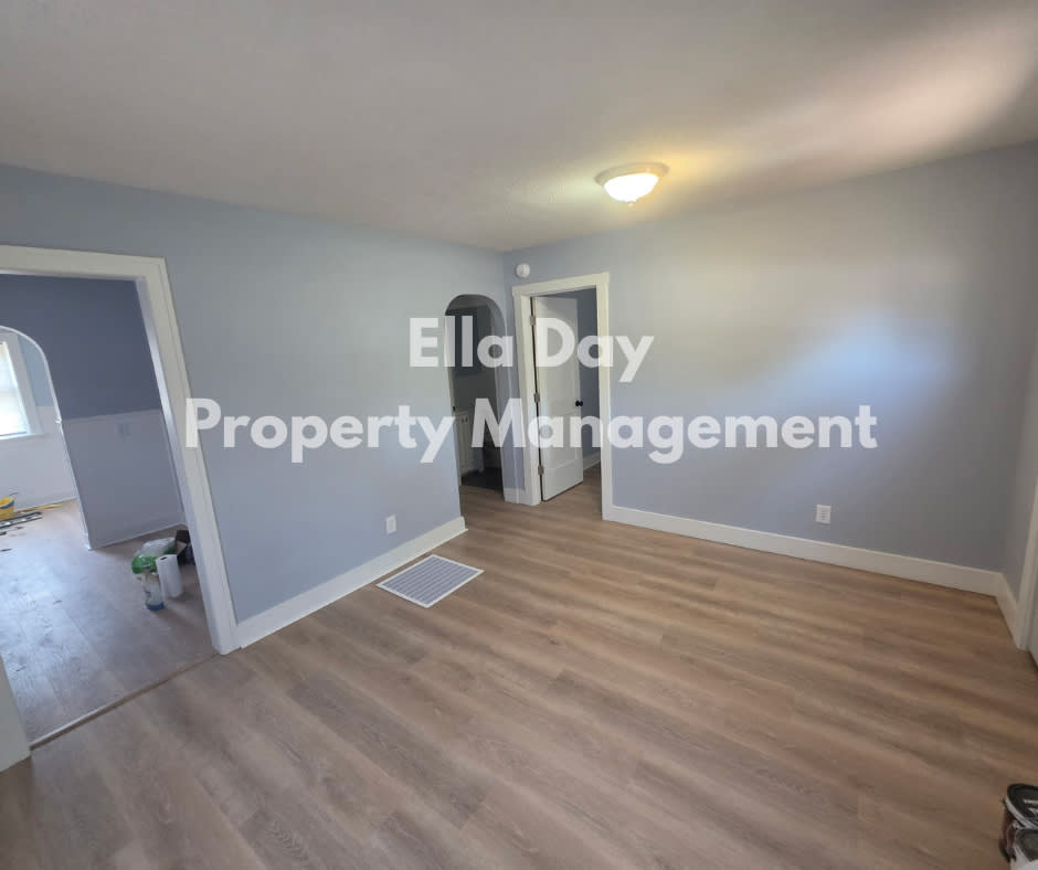 1002 South Topeka Street – photo 2