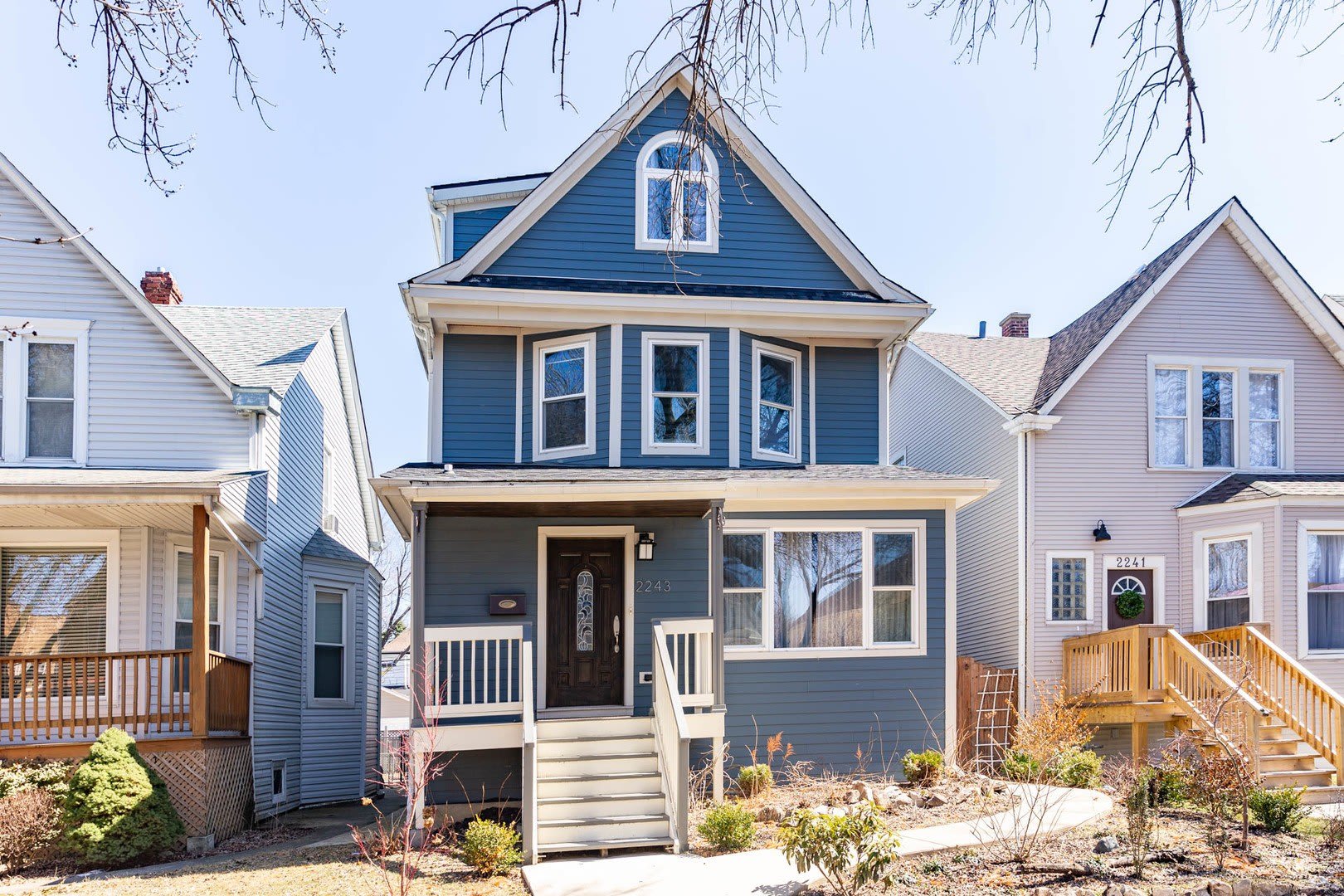 2243 N Monticello Avenue – photo 1