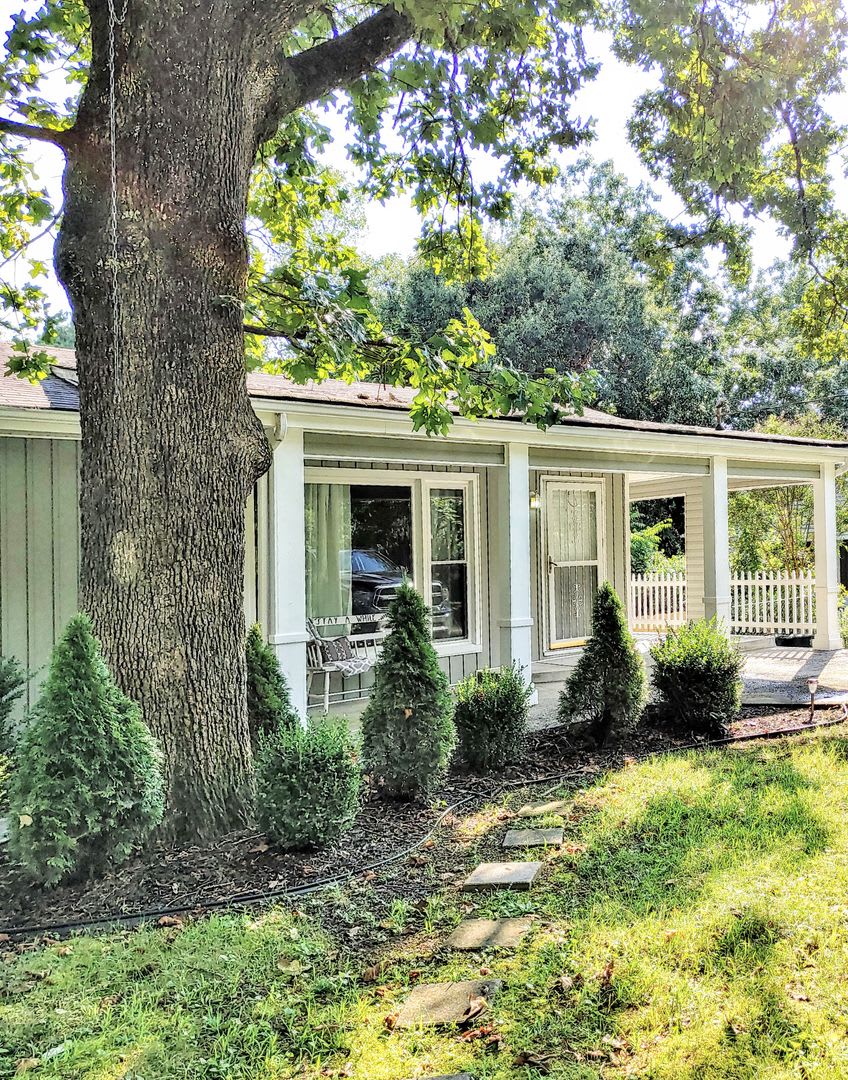 1390 Park Ave – photo 2