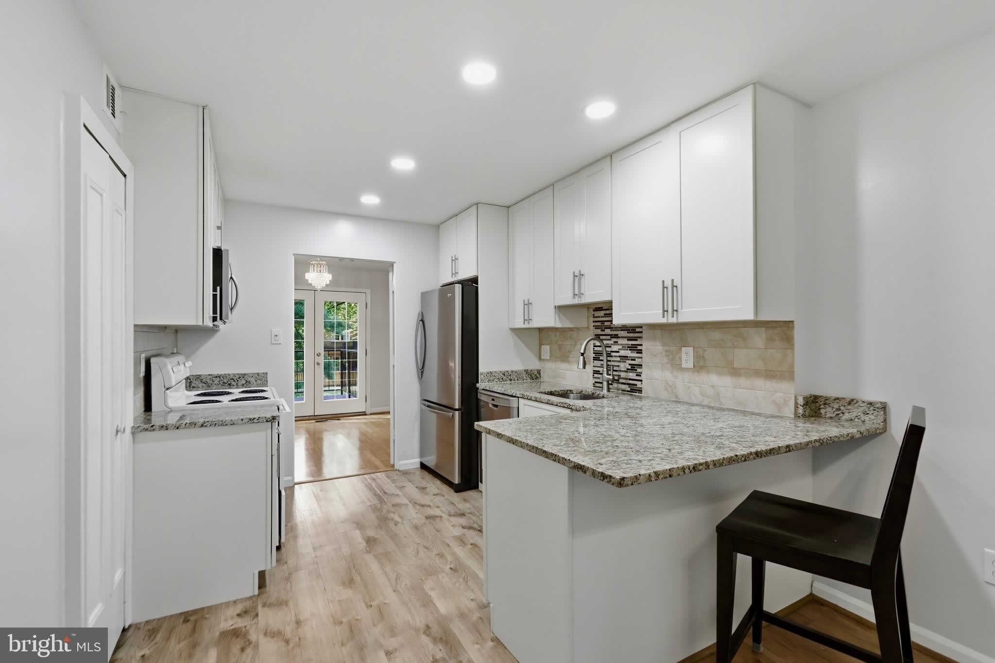 11741 NORTH SHORE Drive – photo 2