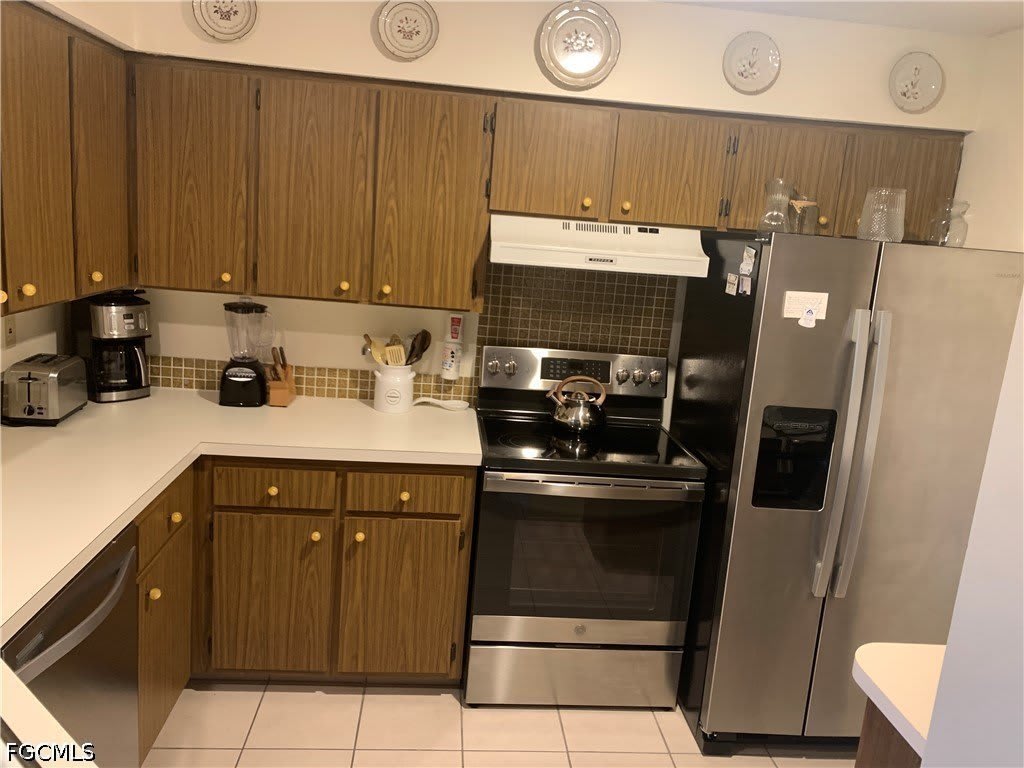 7400 COLLEGE Parkway – photo 3