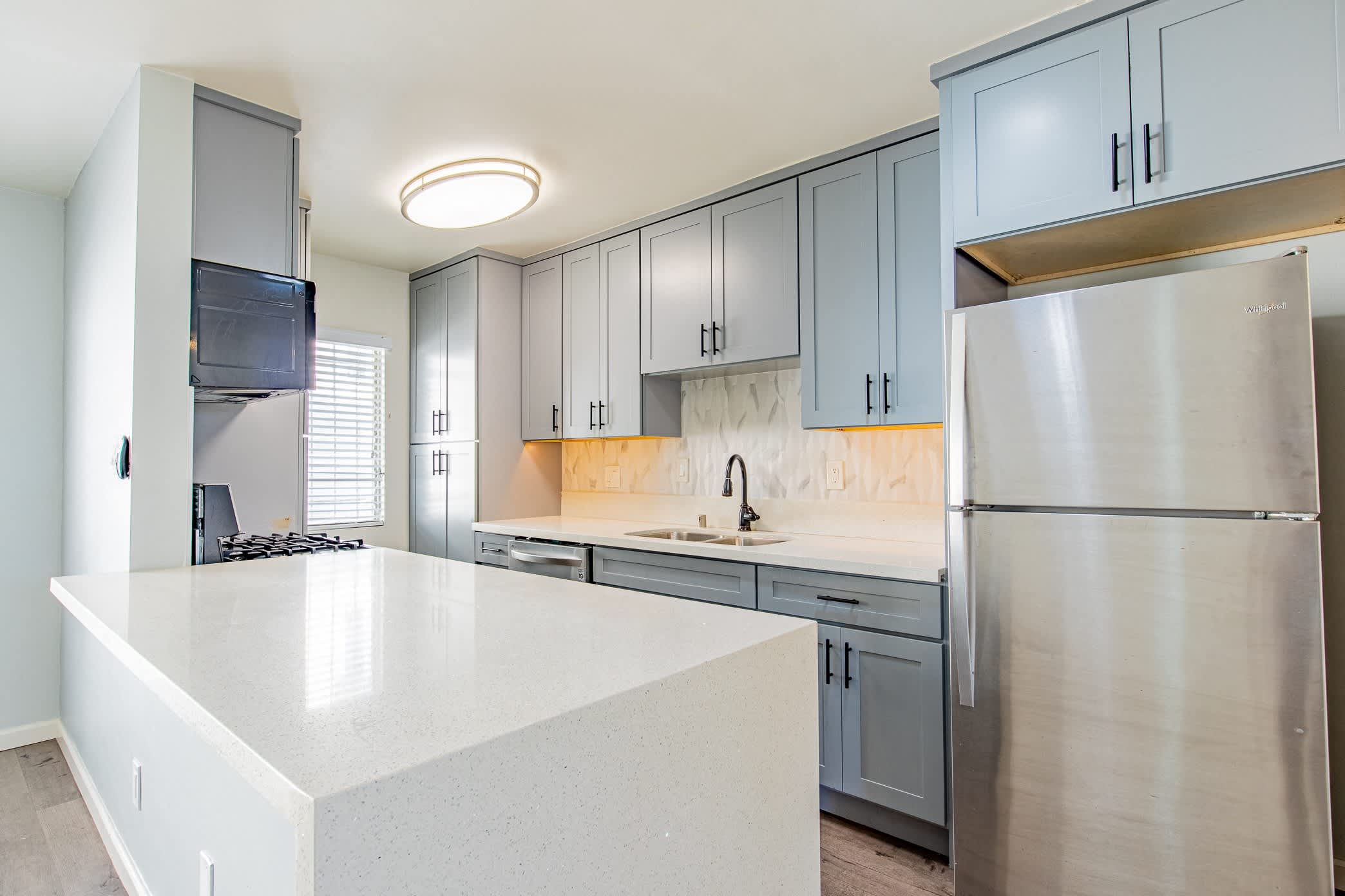 Euclid Street Apartments – photo 5