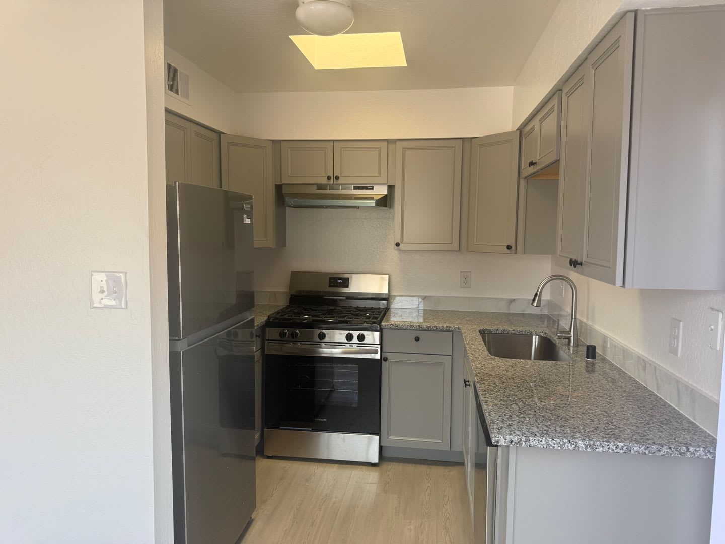 1825 C Father Sky St Ne – photo 2