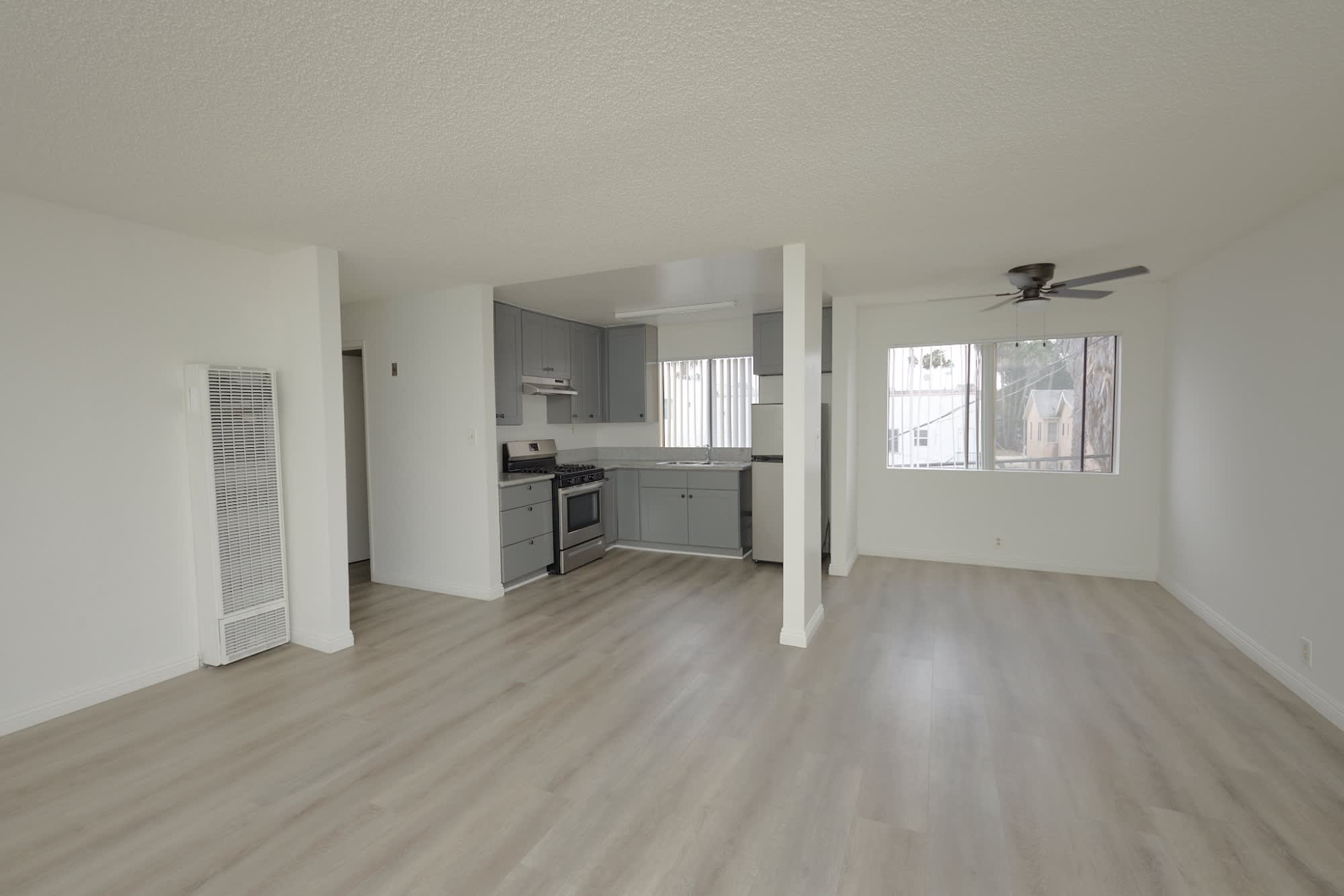 1406 N. Serrano – photo 2