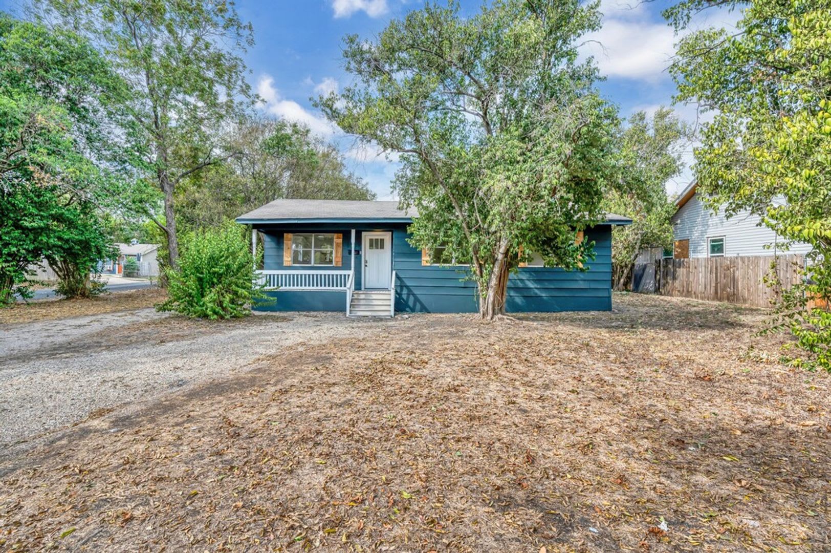 Spacious 3BD 2BA Home in Waco – photo 2