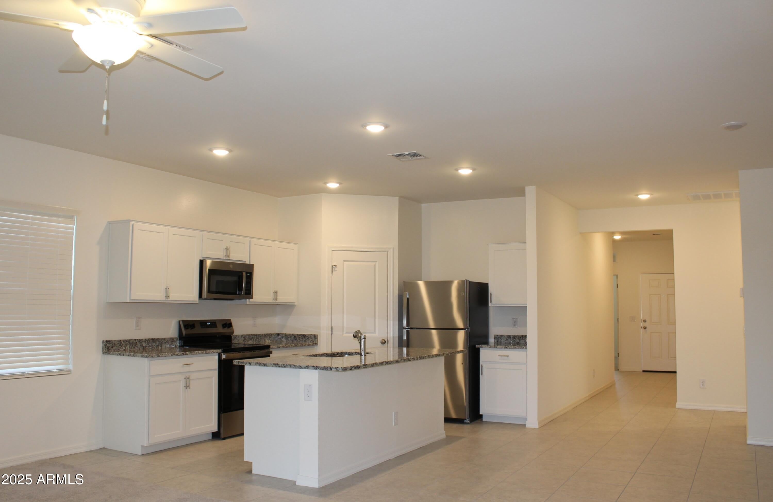 10354 N 156th Avenue – photo 4