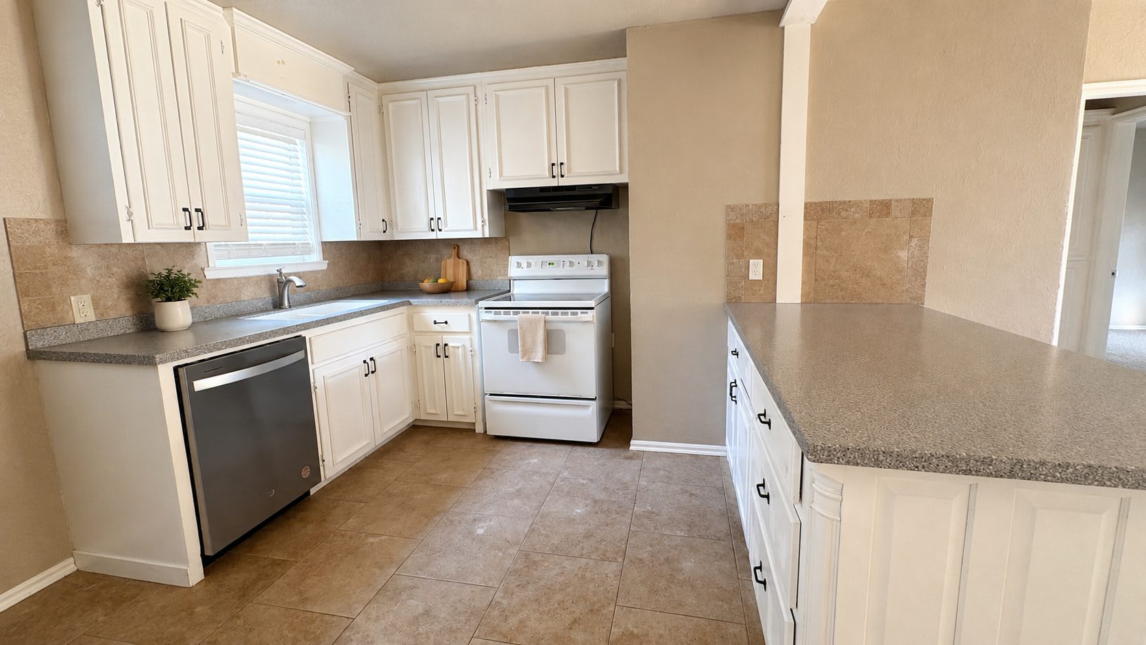 4009 Southeast 25Th Street – photo 3