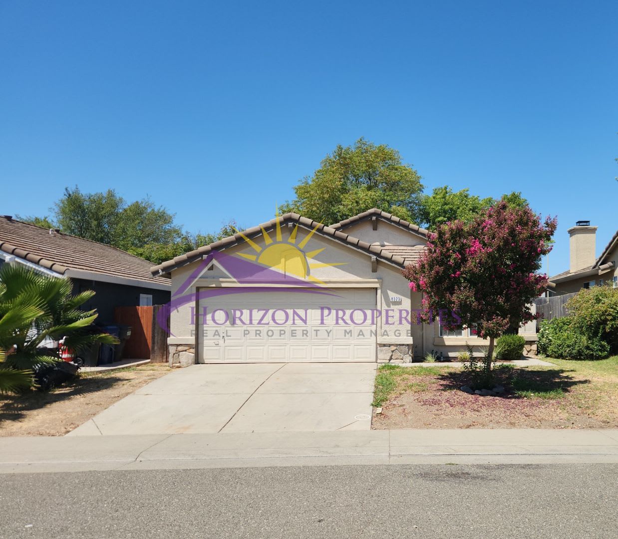 Bright 3 Bed 2 Bath 1,266 Sq Ft Citrus Heights Home – photo 1