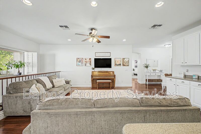 4203 E Los Altos Rd – photo 5