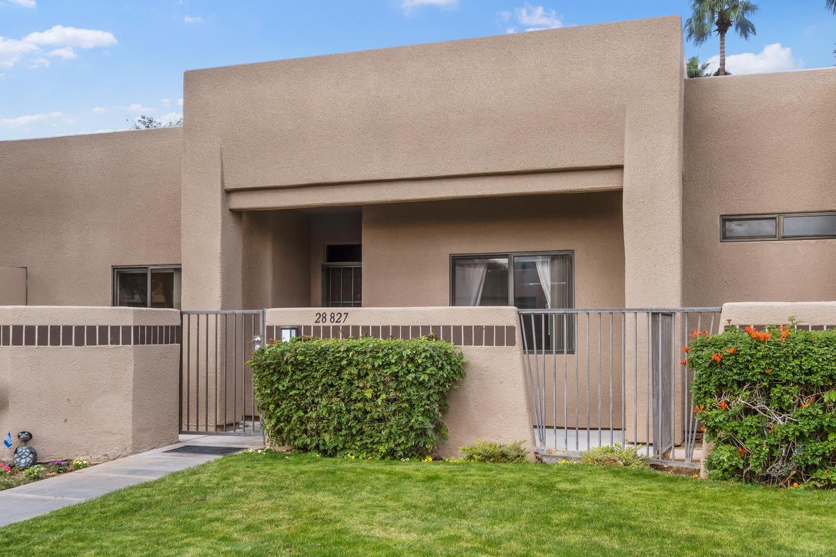 28827 Isleta Court – photo 3