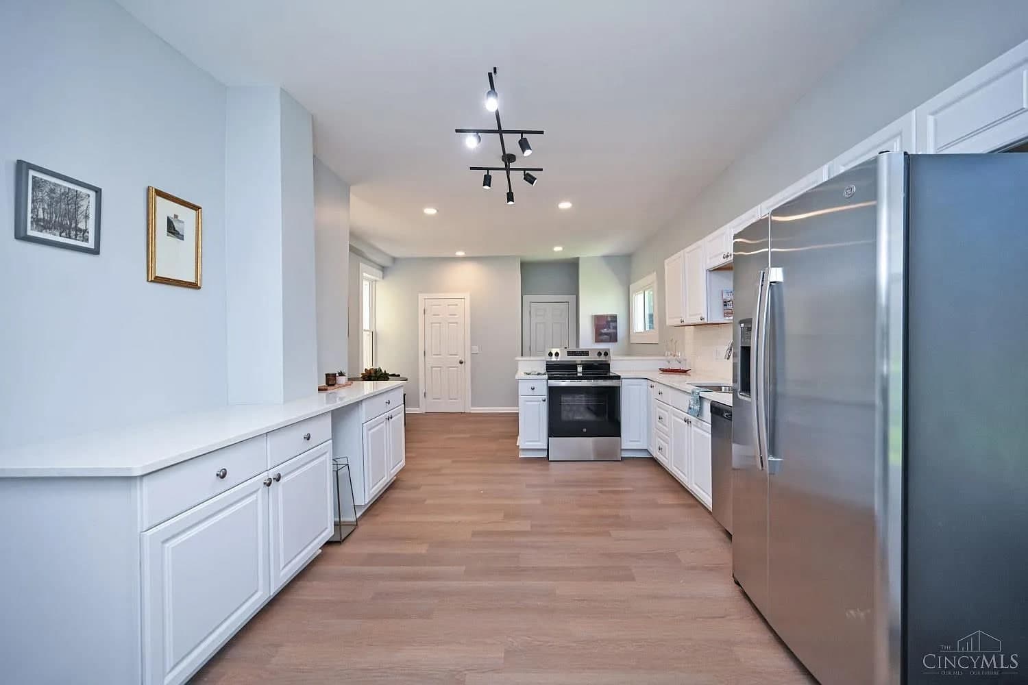 226 Congress Avenue – photo 4