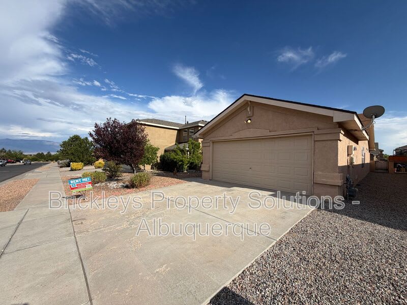 7704 Woodstar Ave NW – photo 2