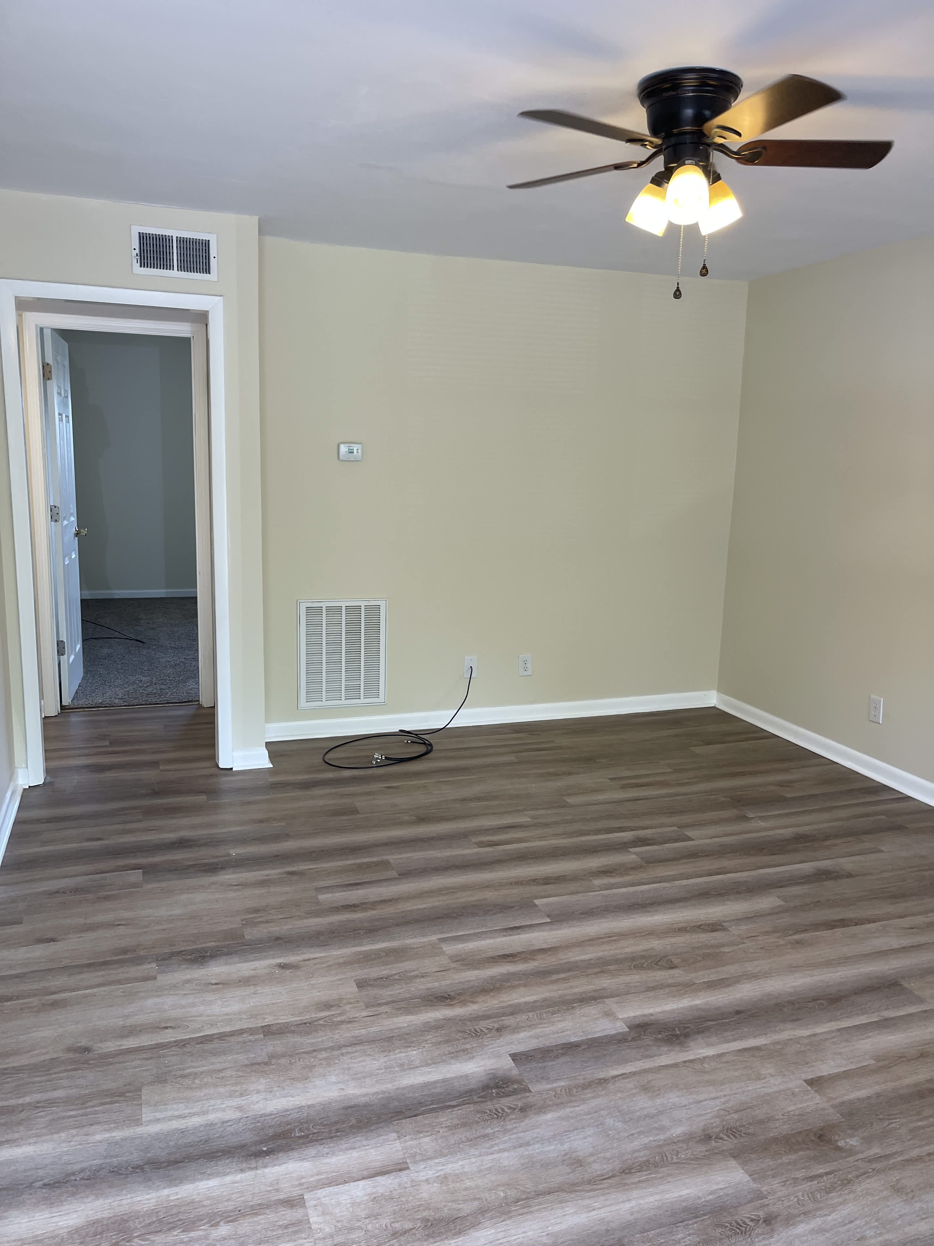 111 Della St – photo 5