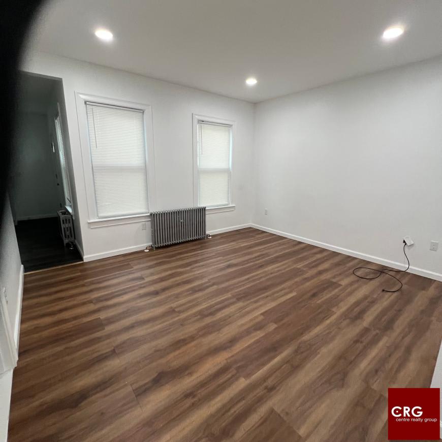 81 Alder St – photo 5
