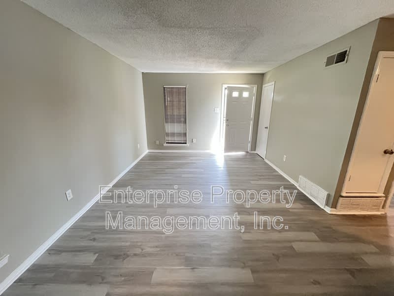 3898 Votive Dr – photo 3