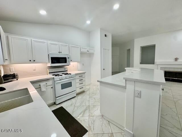 44543 Overland Avenue – photo 5