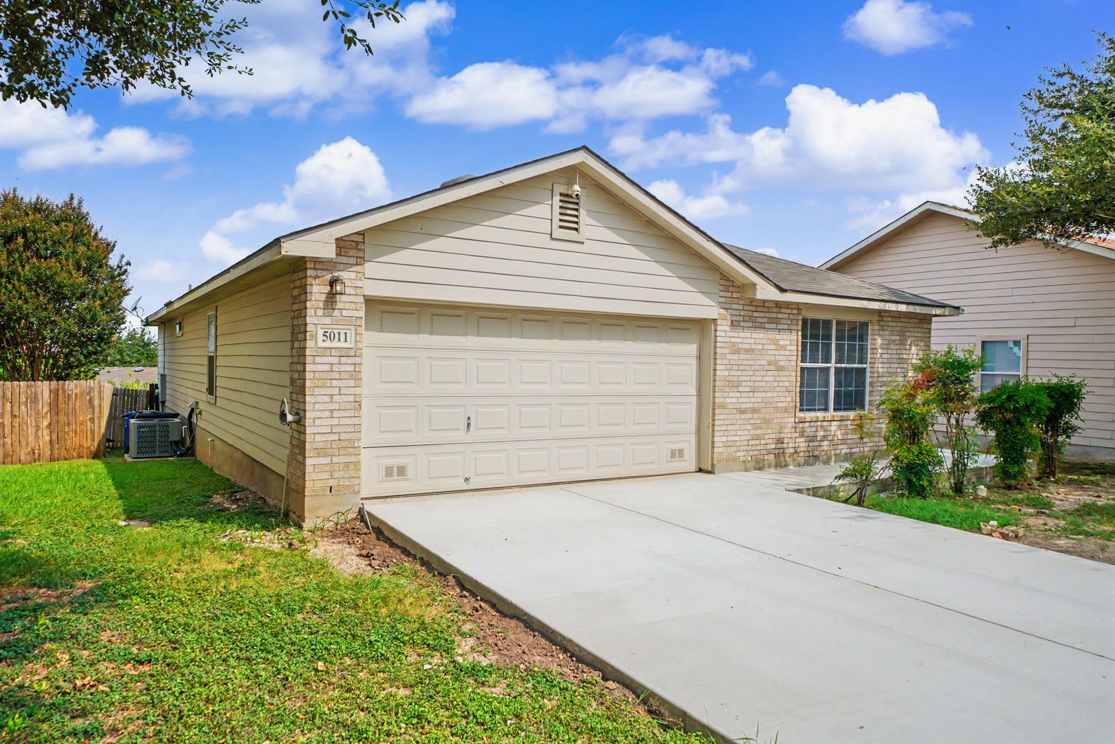Spacious Single-Story Home in Highland Farms – photo 3