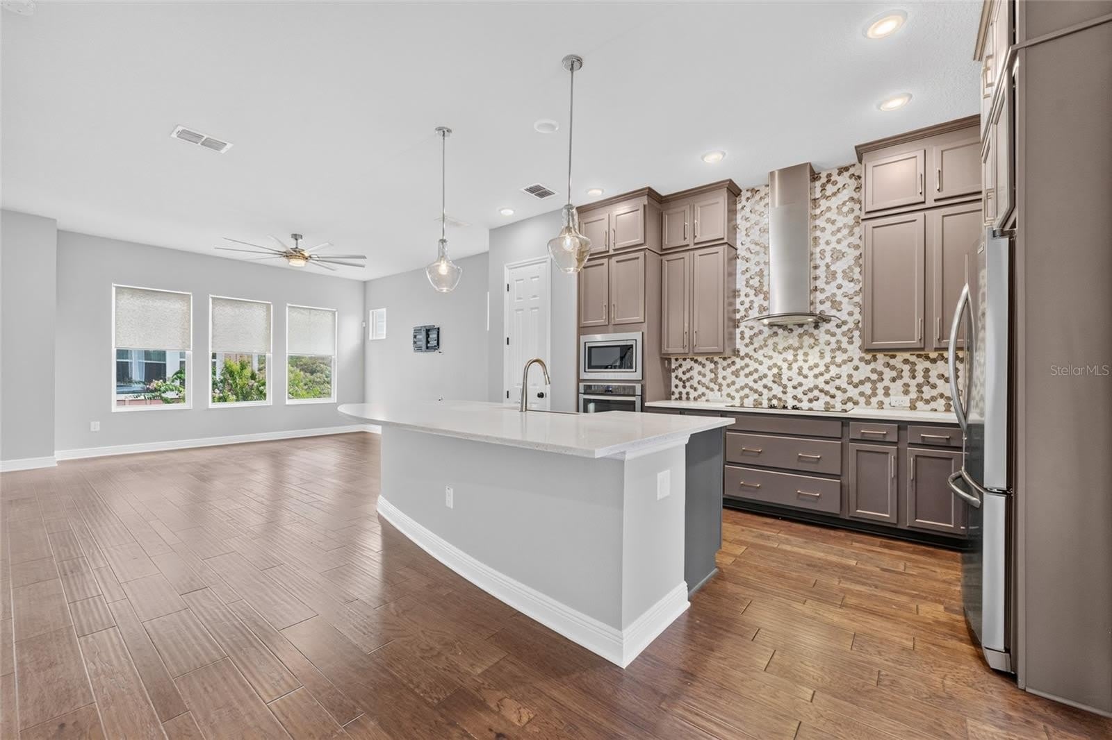 9597 CAVENDISH Drive – photo 5